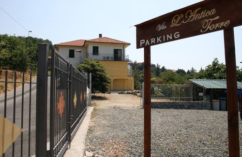 Velva Villa | aperçu ligure fascinant, loin du chaos et à proximité des perles de la Riviera