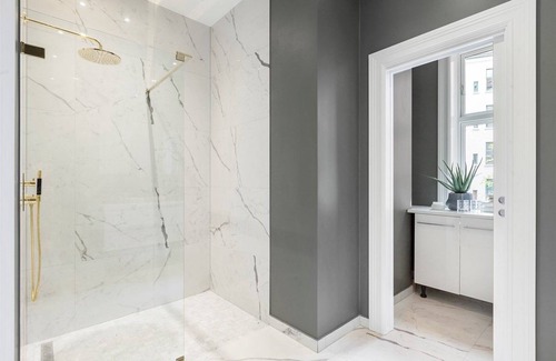 Majorstua Appartement | Fashionable Frogner Apartment - 3 bedrooms, walking distance to ALL amenities