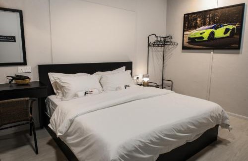 George Town Hôtel | FAST FIVE At Gurney