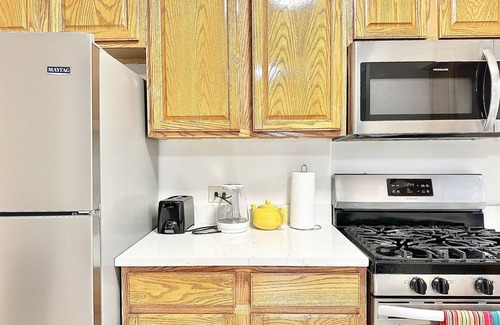 Hickory Hills Appartement | Fast Wi-Fi/4KTV/Free parking/Comfy beds/Getaway