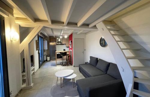 Sarrebourg Appartement | FATHALA - appartement lumineux en dernier étage - face à la gare routière