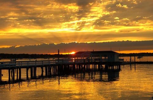Port Washington Hôtel | Fathoms Hotel & Marina