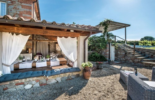 Terranuova Bracciolini Maison | Fattoria di Romignano by Interhome