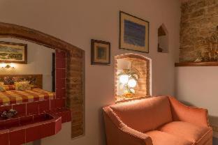 Florence Maison | Fattoria Il Milione Agriturismo