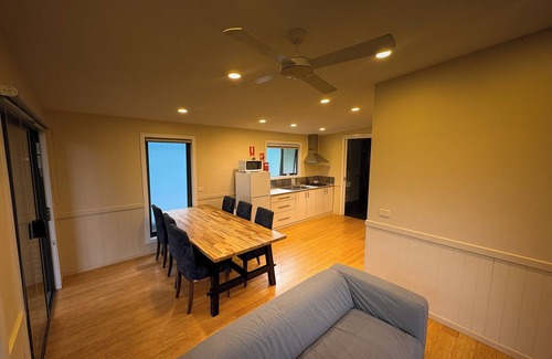 Cape Otway Cabine | FDE 4 - FAMILY DELUXE 2 BEDROOM CABIN