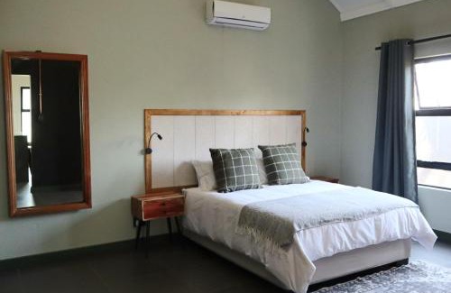 Zeerust Maison | Febe-Mari Guesthouse