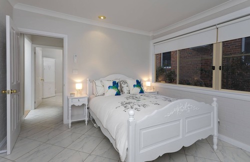 East Tamworth Maison | QUALITÉ ET CONFORT - À PIED DE LA CDB - PETIT DÉJEUNER INCL.