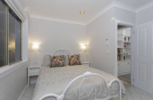 East Tamworth Maison | QUALITÉ ET CONFORT - À PIED DE LA CDB - PETIT DÉJEUNER INCL.