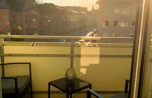 Mitte Appartement | Feel good in a modern design apartment with balcony in a prime location