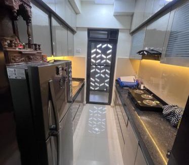 Amarnath Appartement | Feel Home with Fully Loaded AC