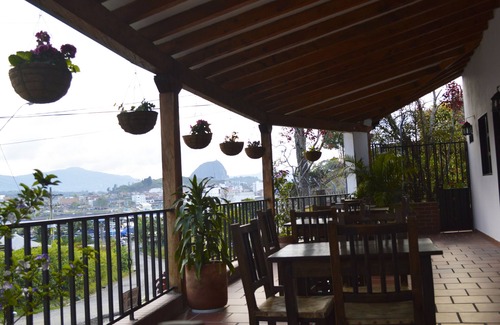 Guatape Maison | Sentez-vous comme à la maison dans un lieu magique d'une heure