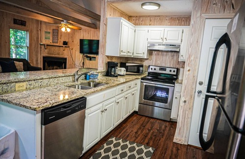 Pine Mountain Chalet De Ski | Feel secluded in this spacious chalet steps from our amenities!