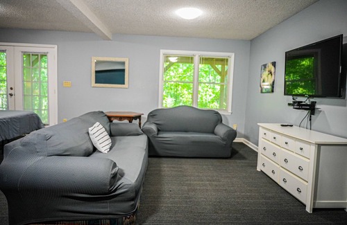 Pine Mountain Chalet De Ski | Feel secluded in this spacious chalet steps from our amenities!