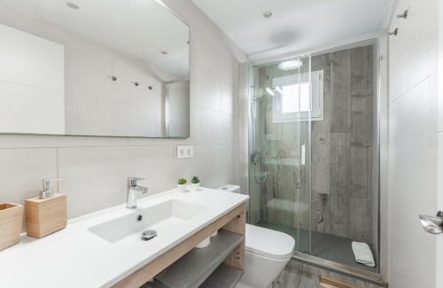 Cornella de Llobregat Appartement | Feel Welcome Barcelona Smart flat