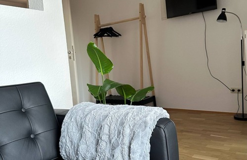 Barleben Appartement | Appartement-Salle de bain privée séparée-d'exception-Vue sur la cour