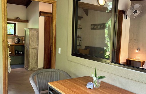 Cabuya Cabine | Feeling Trees Jungle Lodge-Casa Caracoles walking distance to the beach