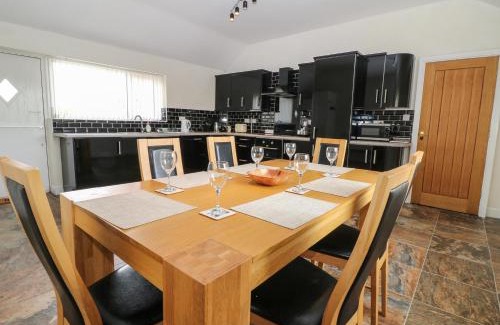 Caergeiliog Maison | Felin Manaw