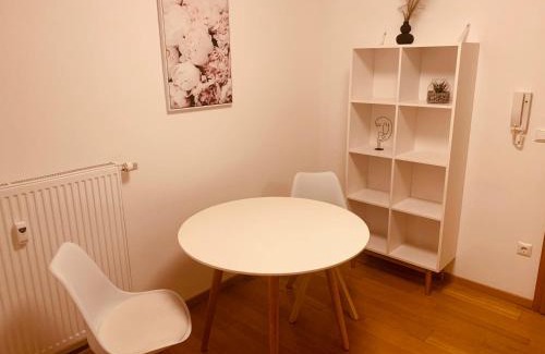 Salzweg Appartement | FELIX LIVING 4, modern & cozy 2 Zimmer Wohnung, Balkon, Parkplatz