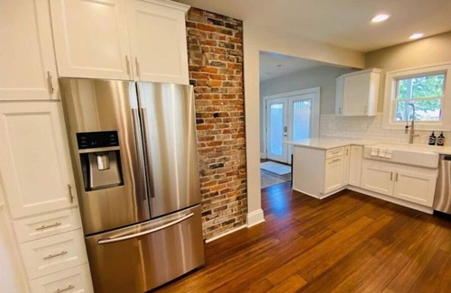 Downtown Columbus Maison | Fenced in Private Yard in Harrison West Near OSU