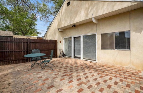 University Heights Maison | Beautiful Gem Near UNM! Nob Hill! Down Town!