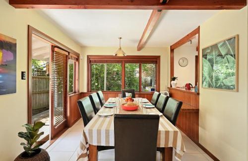 Merivale Maison | Fendalton Villa - Christchurch Holiday Home