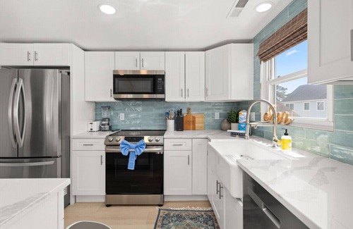 Edgewater Acres Maison | Fenwick Shores House