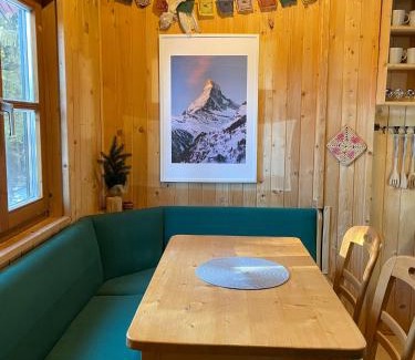 Zetea Chalet De Ski | Fenyőtoboz kulcsosház