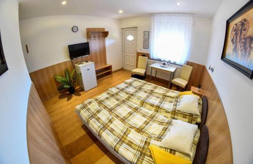 Nyiradony Maison | Fenyves Csárda Vendégház