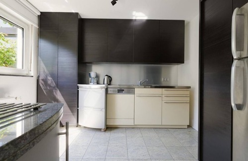Neustadt an der Weinstrasse Appartement | Ferienwohnung Hambacher Höhe - Appartement/fewo, Dusche, WC, Erdgeschoß/parterre