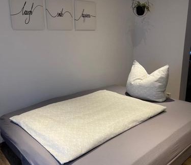 Neustadt-Lachen-Speyerdorf Appartement | Ferienwohnung Jasmin