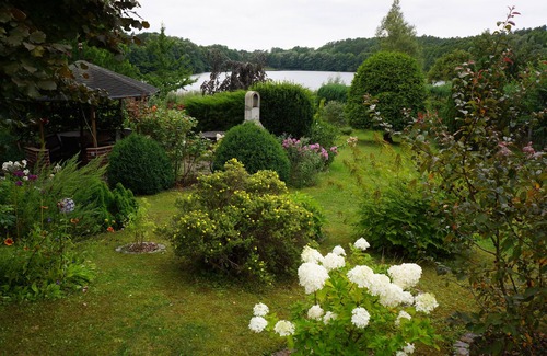 Wokuhl-Dabelow Appartement | Ferien Direkt am See