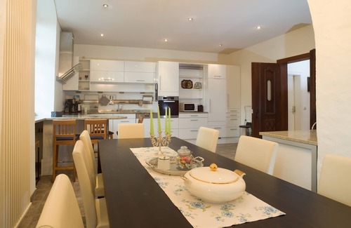 Hilbringen Appartement | Ferien im Schloss Hilbringen