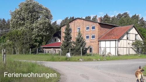 Krakow am See Appartement | Ferien Mecklenburgische Seenplatte, Urlaub auf dem Gutshof Bossow