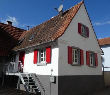 Jockgrim Maison | Ferien- und Gästehaus Jockgrim