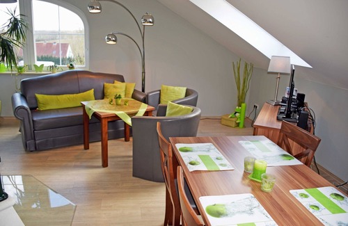 Rugen Island Appartement | Ferienappartement Polarstern avec cheminée - appartements de manoir avec cheminée, sauna et piscine extérieure *****
