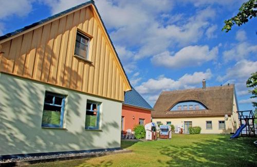 Monchgut-Granitz Maison | Ferienappartements zum Ostseestrand mit Terrasse