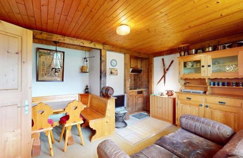 Cresuz Appartement | Ferienchalet Seeblick