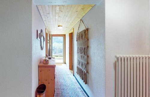 Cresuz Appartement | Ferienchalet Seeblick