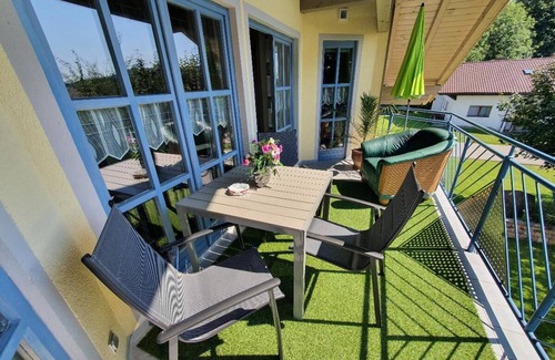 Langdorf Appartement | Maison de vacances dans la baie du parc national. Forêt. Sauna dans la maison.