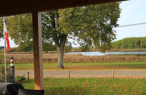 Techentin Maison | Ferienhäuser Seeblick