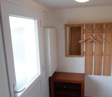 Manebach Appartement | Ferienhütte Ilmtalblick