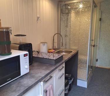 Alsleben Appartement | Ferienhütte Zur Alten Werft