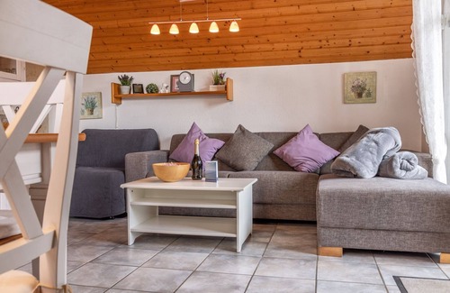 Altharlingersiel Maison | Ferienhaus 50078 - Dieses Charmante Nurdachhaus von 1972 Befindet Sich in Wunderschöner Lage von