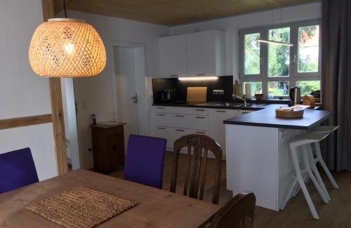 Ochsenfurt Appartement | Ferienhaus "Am Saarbach"