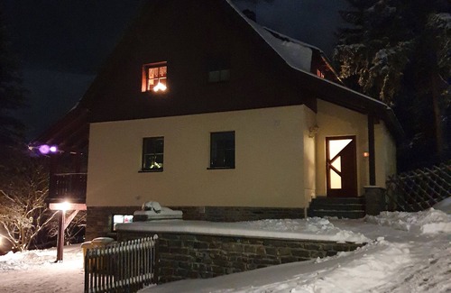 Oberwiesenthal Appartement | Ferienhaus Bergtraum - At 955 m above sea level, close to the clouds and the slopes on your doorstep
