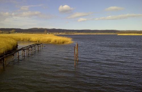 Seedorf Appartement | Ferienhaus Boddenkiek mit Wasserblick in Seedorf