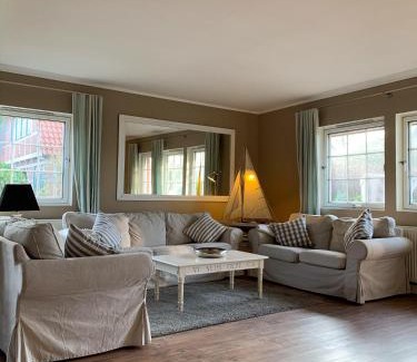 Bastorf Maison | Ferienhaus-Bootshaus