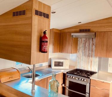 Altenpleen Appartement | Ferienhaus Bordeaux Neuenpleen