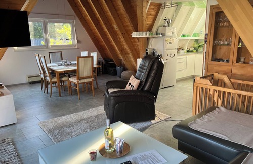 Gossersweiler-Stein Maison | Ferienhaus Direkt im Pfälzerwald mit Kamin
