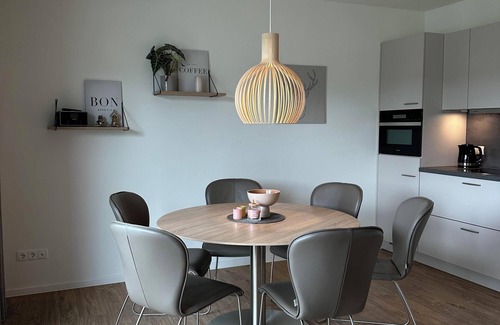 Heringhausen Maison | Ferienhaus Diemelblick 14 mit Seeblick und Sauna am Diemelsee für bis zu 6 Gäste